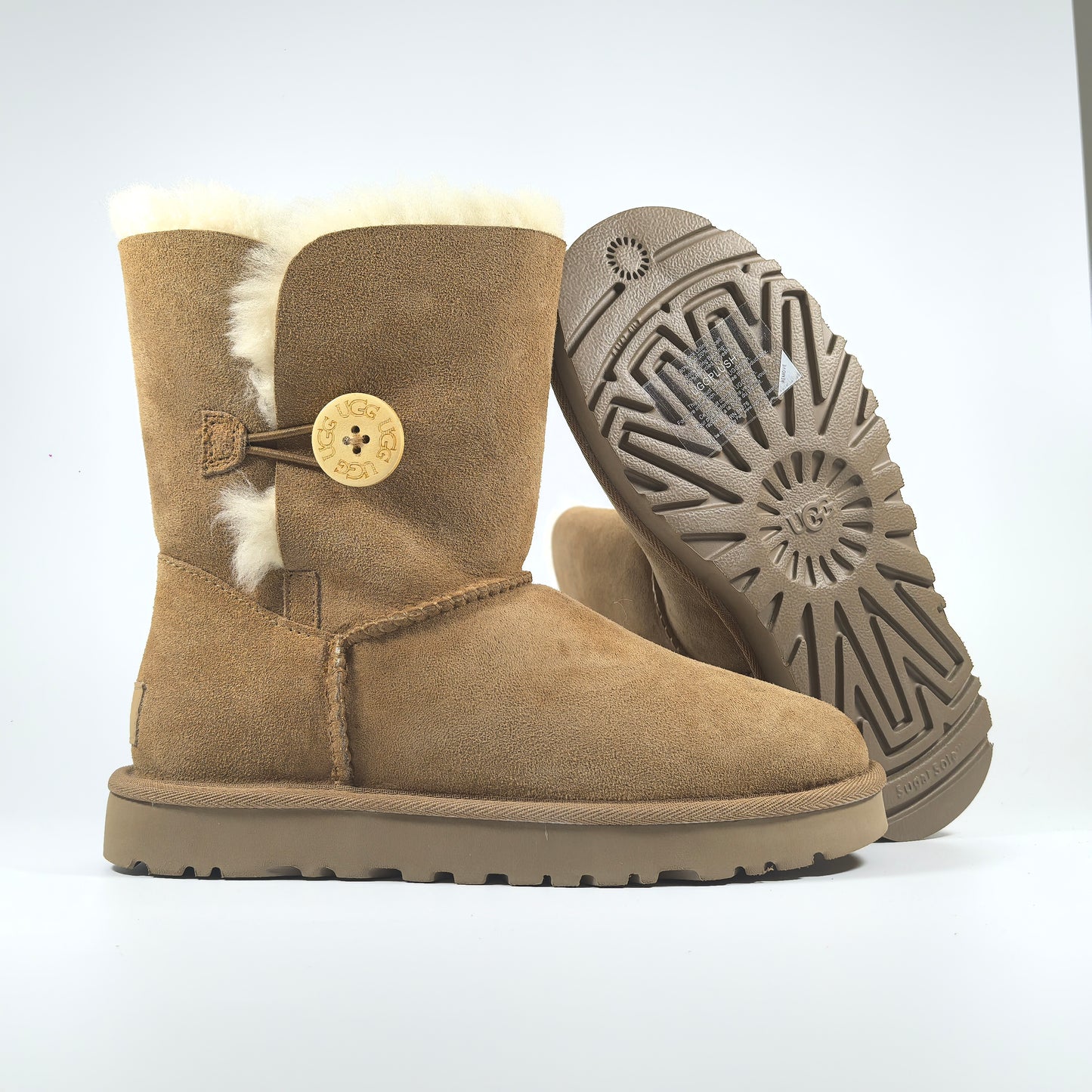 UGG BOOTS