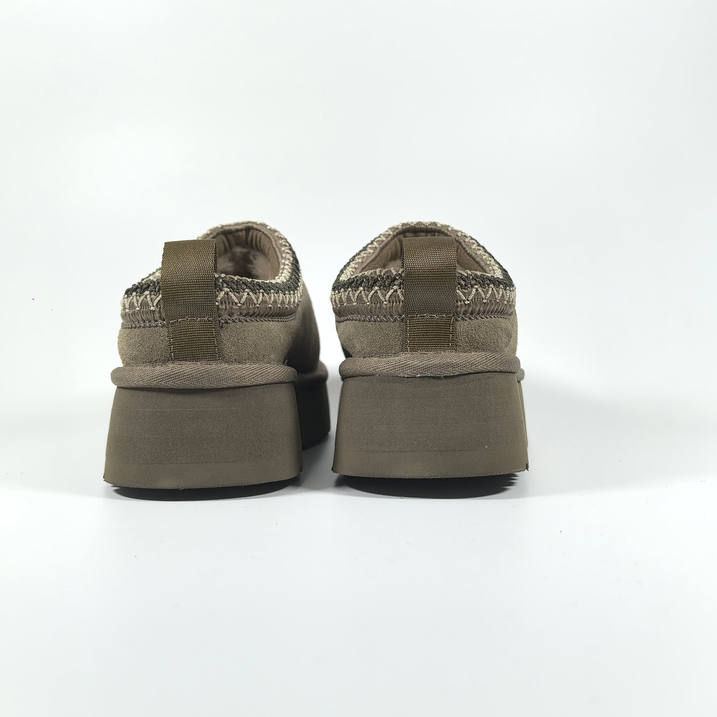 UGG Tasman