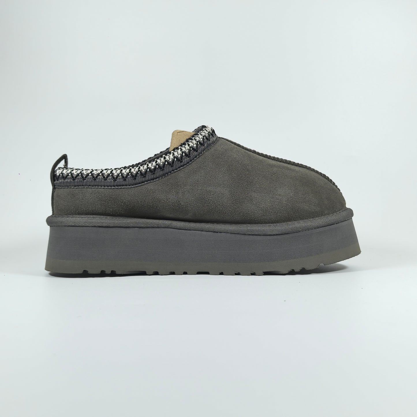 UGG Tasman